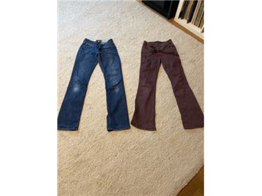 Abbildung: Jeans Größe 36/38