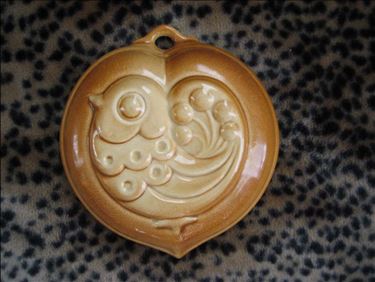 Abbildung: größere Wand-Deko aus Familien-Nachlass