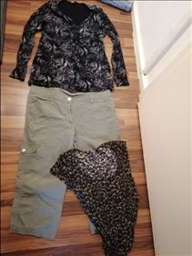 Abbildung: Tunika, Hose 3/4, shith alles Gr. 44-46 getragen gewaschen