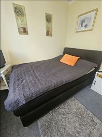 Abbildung: Boxspringbett 140x200 