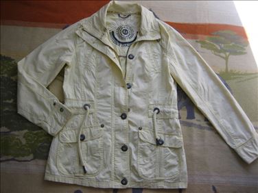 Abbildung: Kurz-Mantel Gr. 36, Soccx, nicht getragen, neuw.