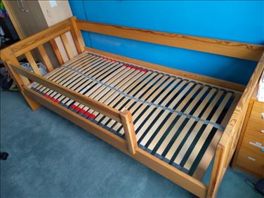 Abbildung: Bettgestell zu verschenken