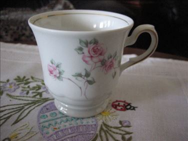 Abbildung: Tirschenreuth Single-Porzellan-Tasse,Familien-Nachlass