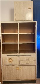 Abbildung: Schrank 60er Jahre
