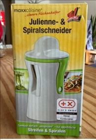 Abbildung: Maxxcuisine Julienne- und Spiralschneider