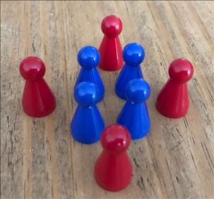 Abbildung: Ersatz-Spielfiguren Mensch-ärgere-dich-nicht, 4 blau + 4 rot