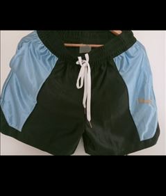 Abbildung: Neuwertig.Puma Damen Shorts,Gr.S