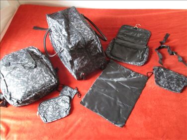 Abbildung: 7Teiliges Reisetaschen Set