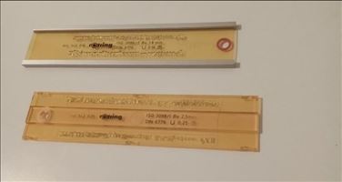 Abbildung: 2 Schriftschablonen von rotring, 1,8 mm und 2,5 mm