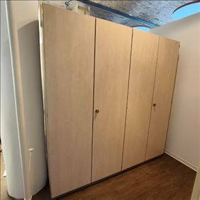 Abbildung: Büroschrank Aktenschrank