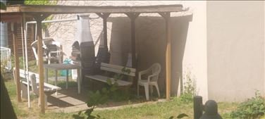 Abbildung:  Holzpavilion zu verschenken 