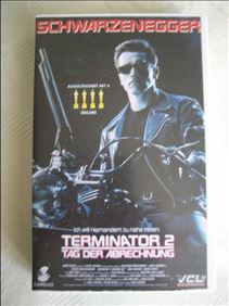 Abbildung: 4 VHS, Original-Filme