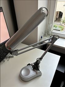 Abbildung: Schreibtischleuchte MAUL Art.No. 82136, silberfarben