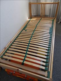 Abbildung: Tausche IKEA-Bettgestell FJELLSE mit Lattenrost 90x200