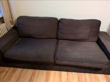 Abbildung: IKEA KIVIK 3er-Sofa (braun)