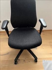 Abbildung: Bürostuhl