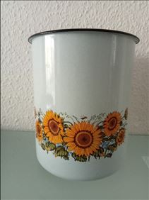 Abbildung: Emaillierter Topf ohne Deckel(D:15 cm/H18cm)