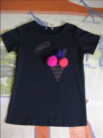 Abbildung: Boutique-Shirt Gr. 36 mit Echtfell-Bommel,waschbar